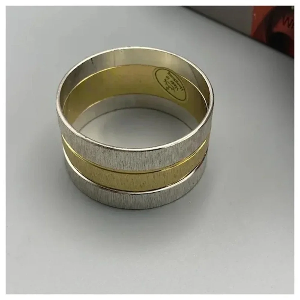 Vintage Two Tone Silver Plated Napkin Rings Brass‎ Set of 8 Wm A Rogers NOS